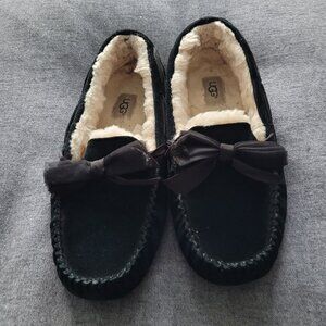 Women's Ugg Clara Velvet Ribbon Slippers